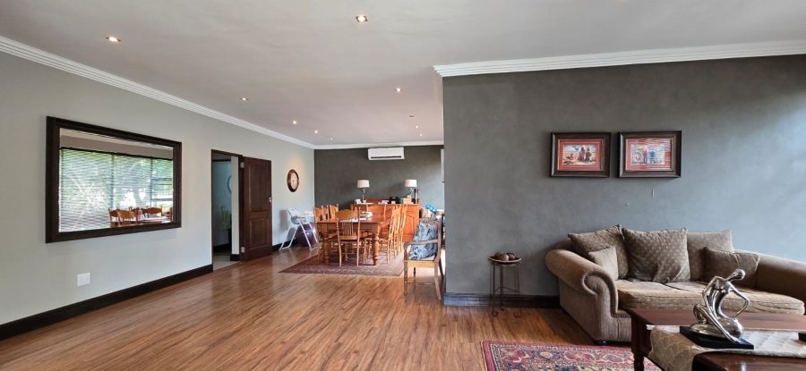 4 Bedroom Property for Sale in Wilkoppies North West